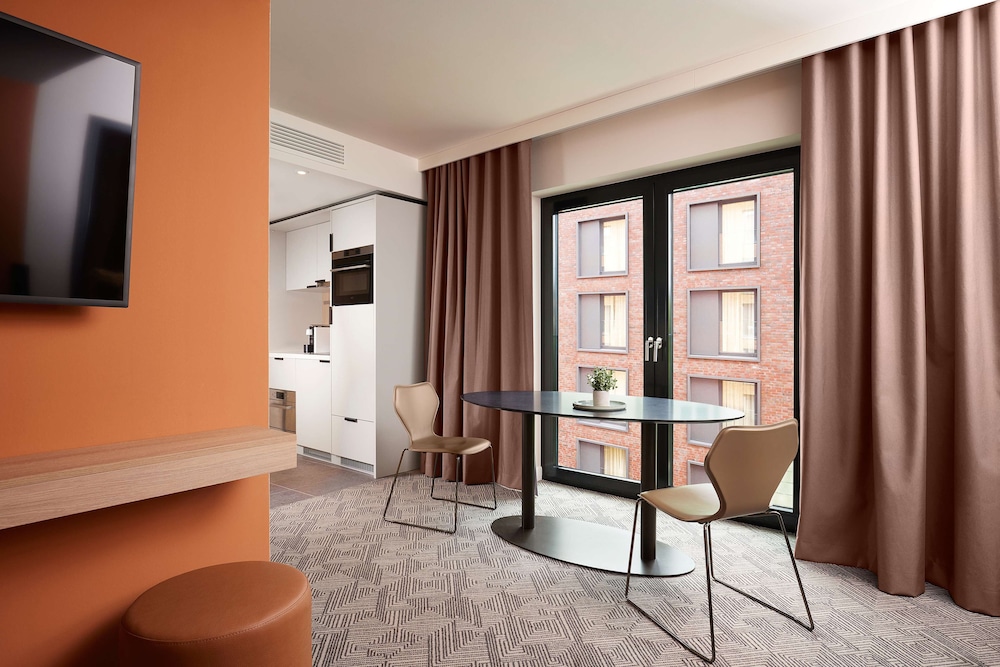 Adina Apartment Hotel Dusseldorf 31/50