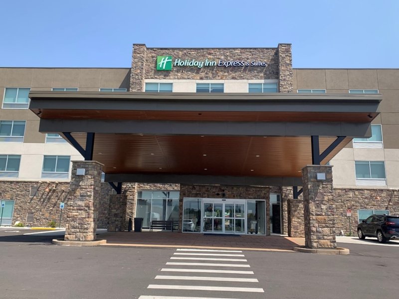 Holiday Inn Express and Suites Canon City 2/41