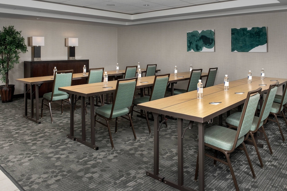Courtyard Ocean City Oceanfront 24/25