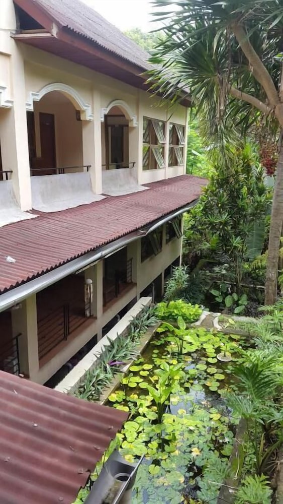 Centro Bajo Hotel 2/50
