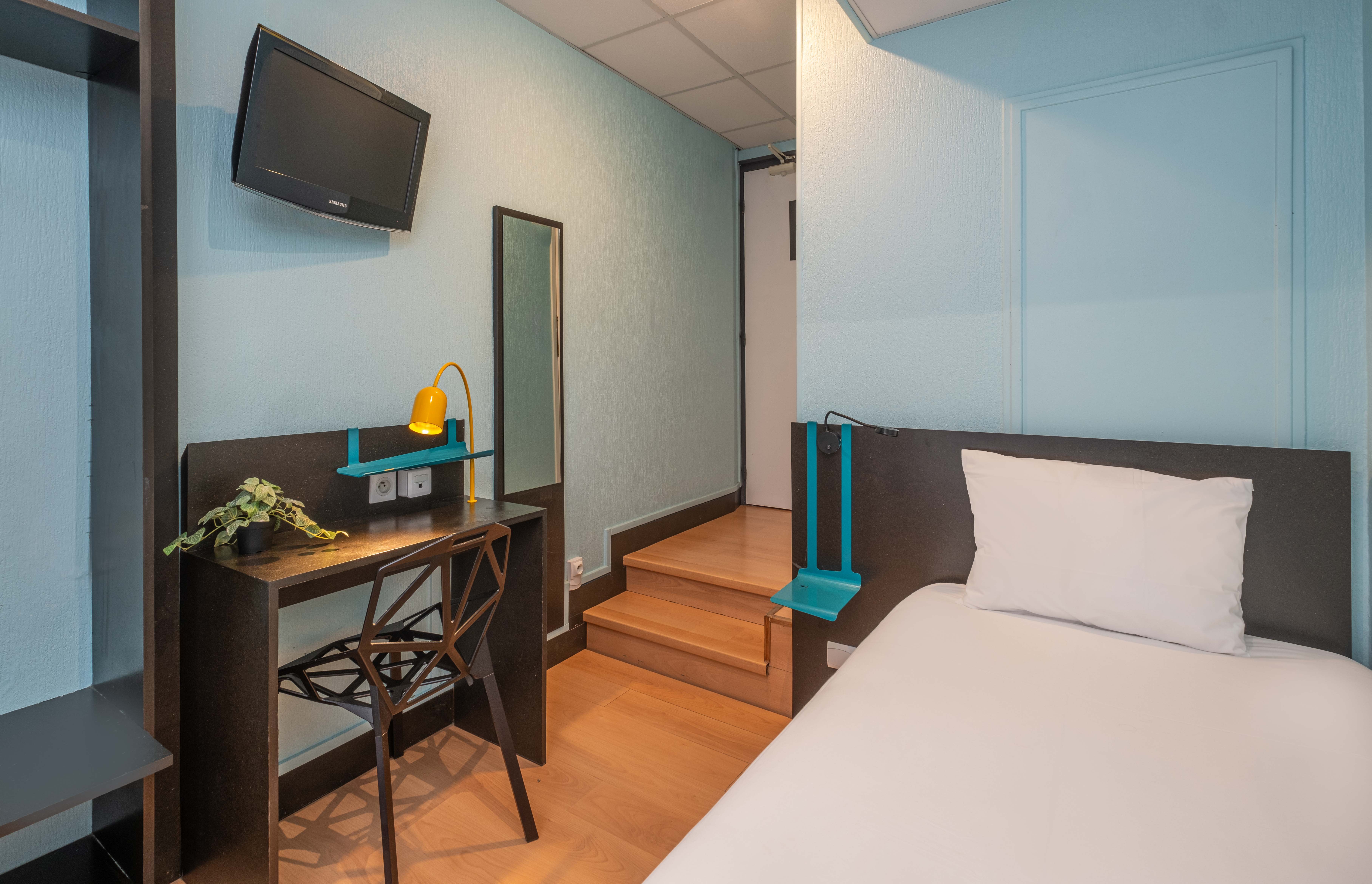 Hotel Daval 30/47