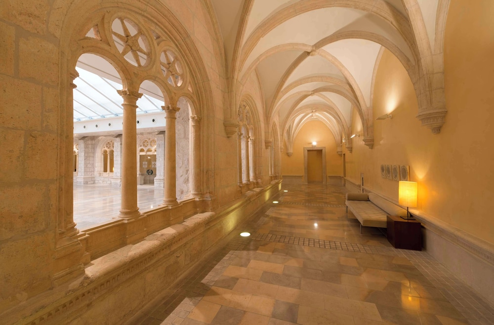 Nh Collection Palacio de Burgos Formerly Nh Palacio de La Merced 25/50