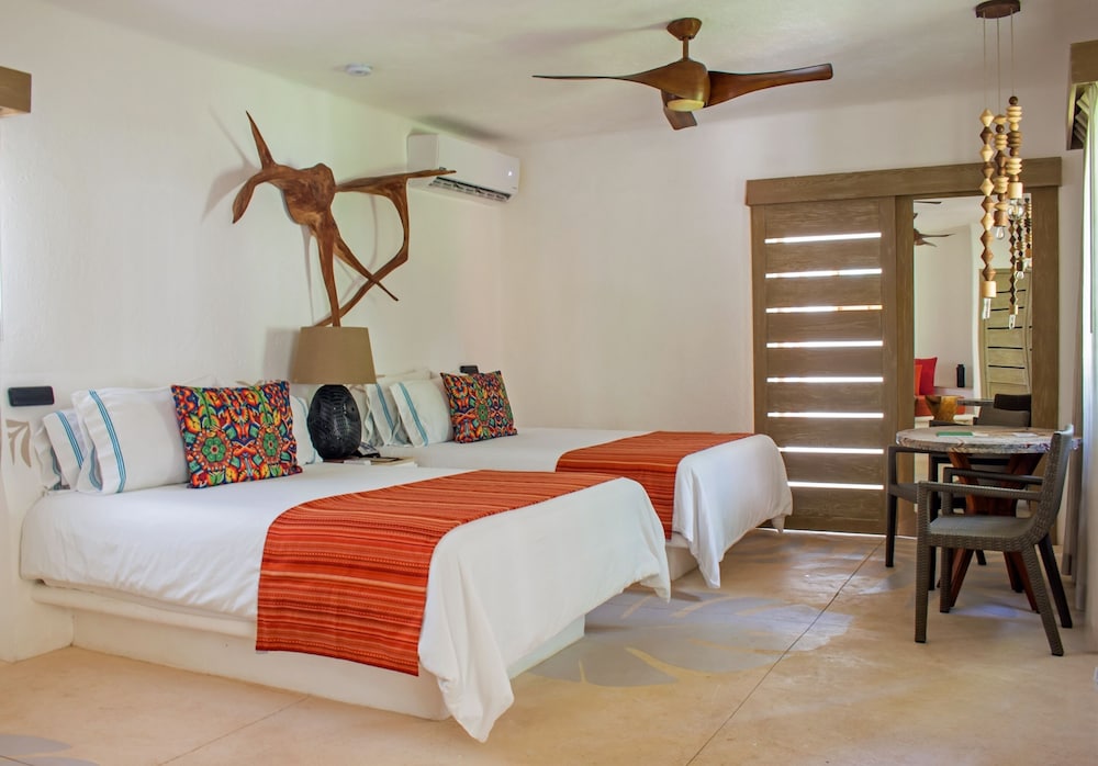 Mahekal Beach Resort 13/48