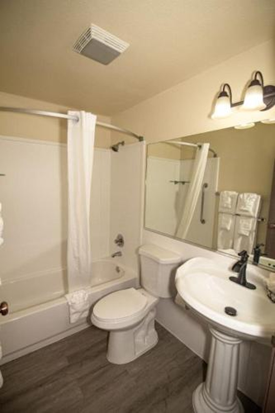 FAIRBRIDGE INN & SUITES - SANDPOINT 14/14