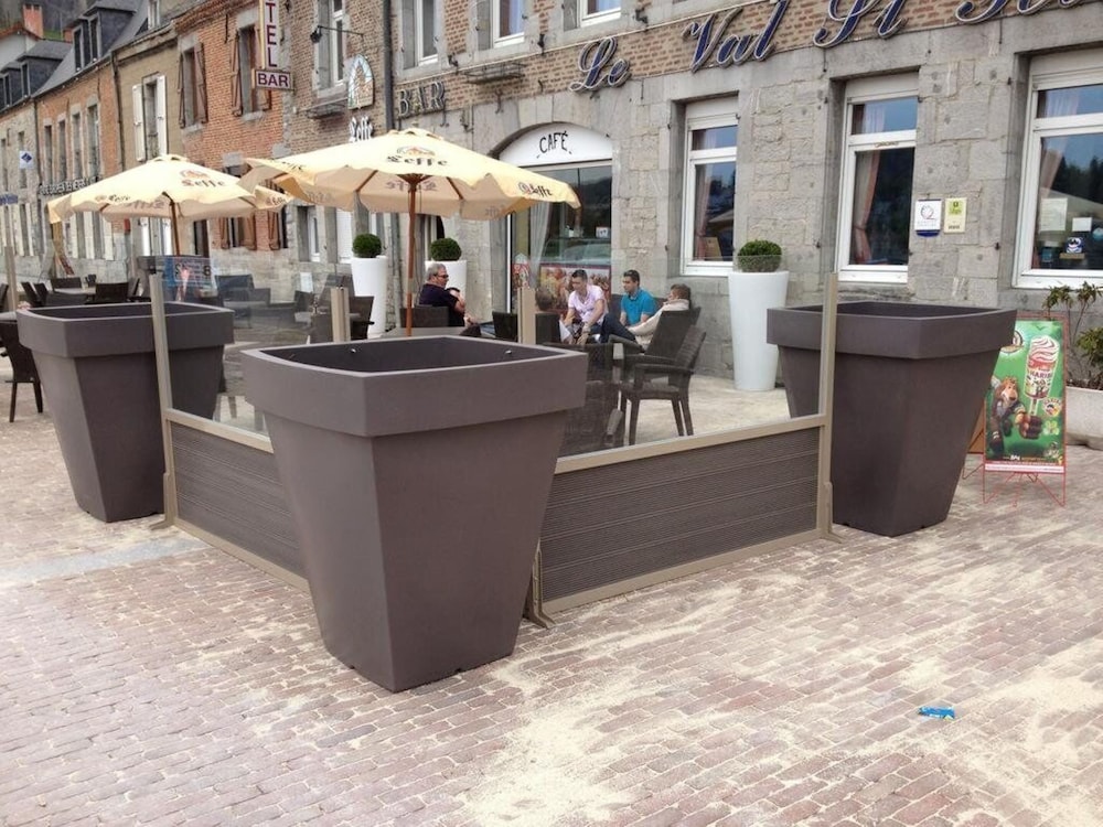 HOTEL VAL SAINT-HILAIRE 4/21