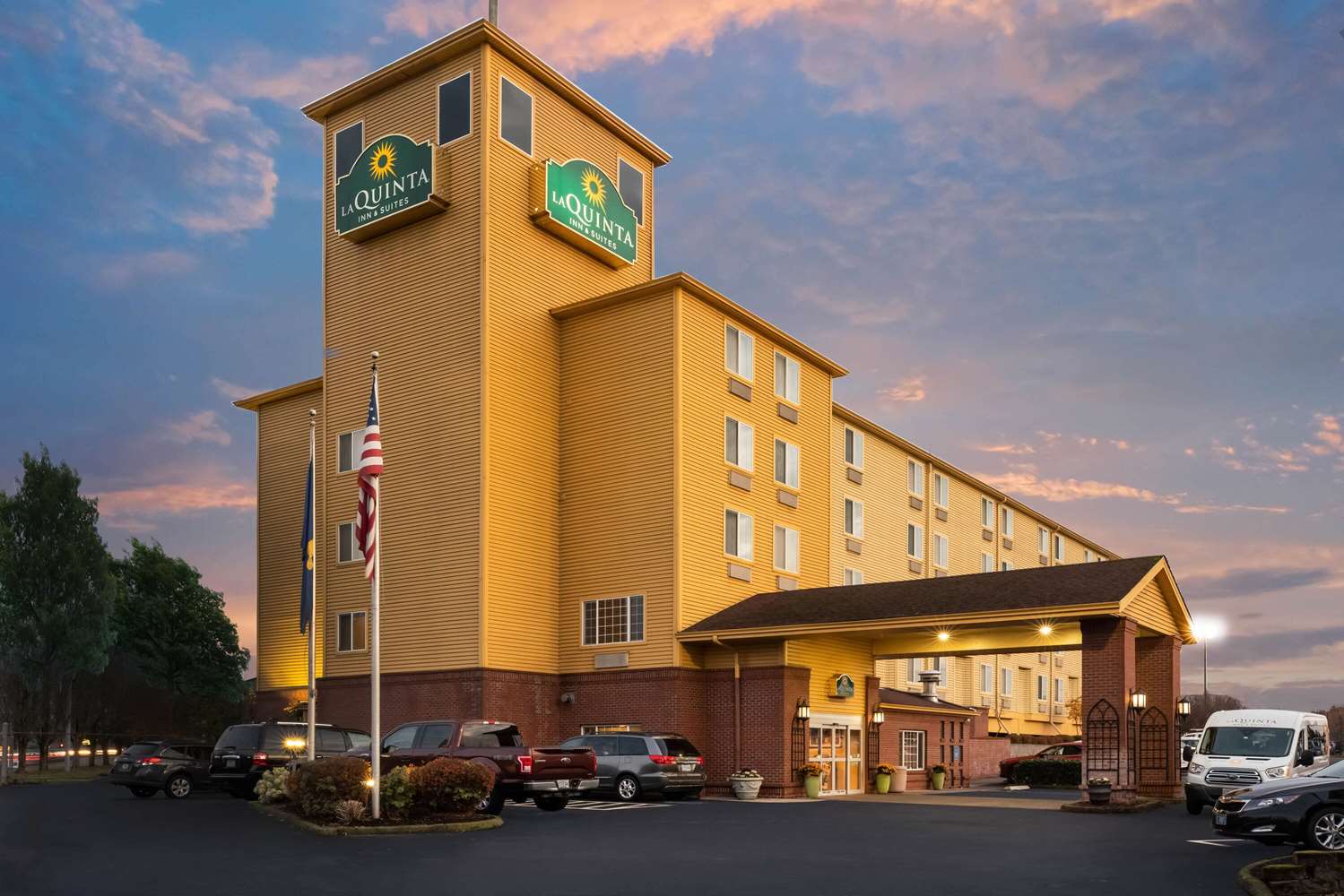 La Quinta Inn & Suites by Wyndham Portland Airport 40/43