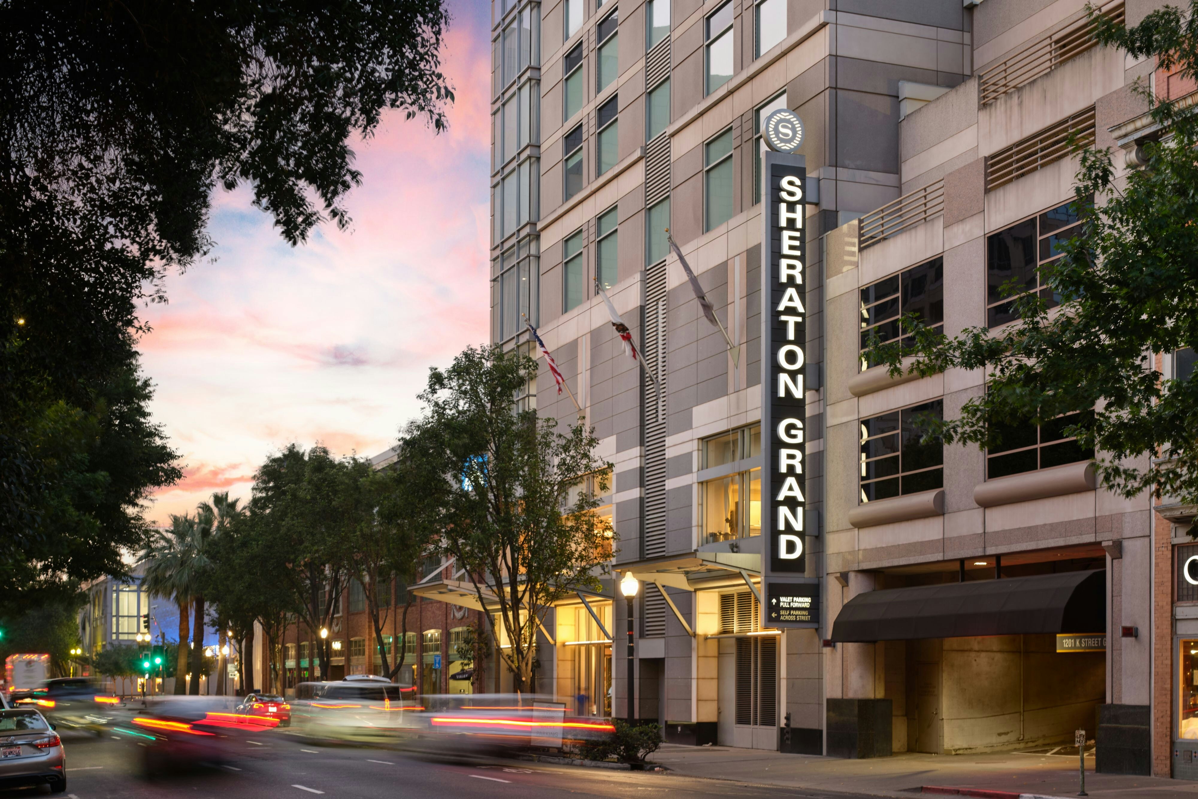 Sheraton Grand Sacramento 37/39
