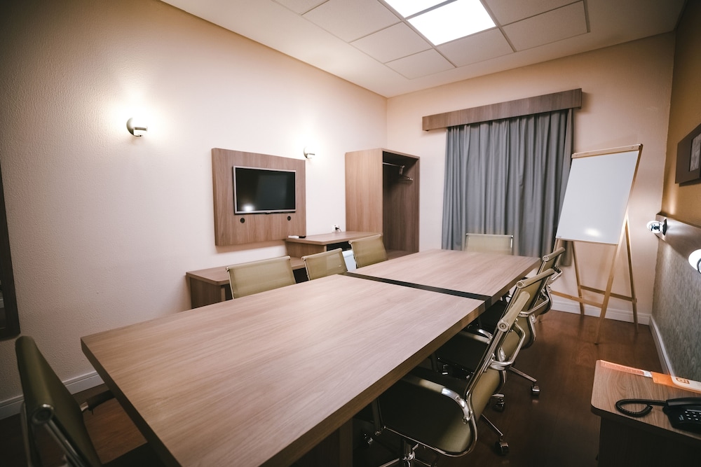HOTEL 10 BLUMENAU 11/32