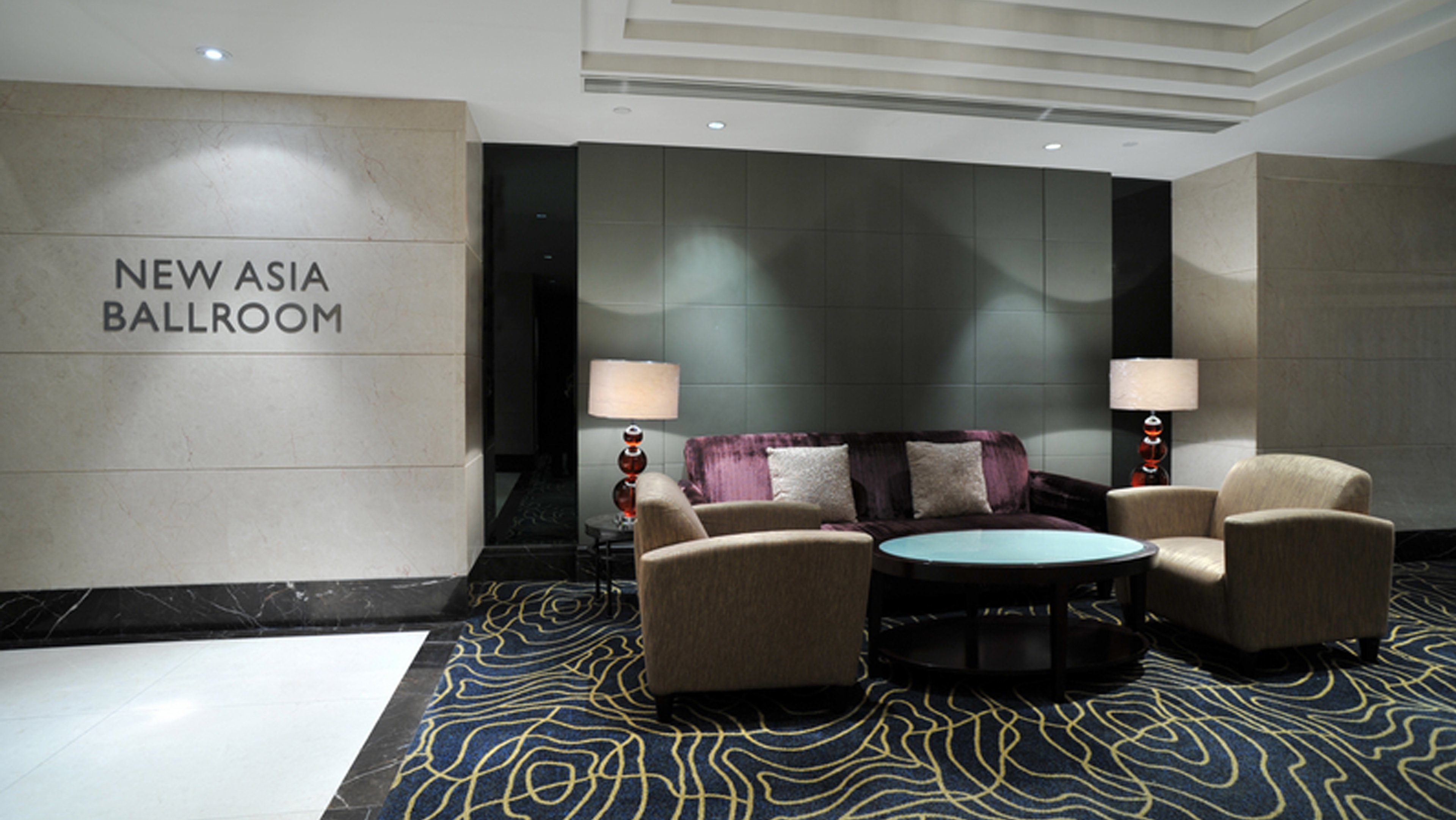 Intercontinental Shanghai Pudong 55/78