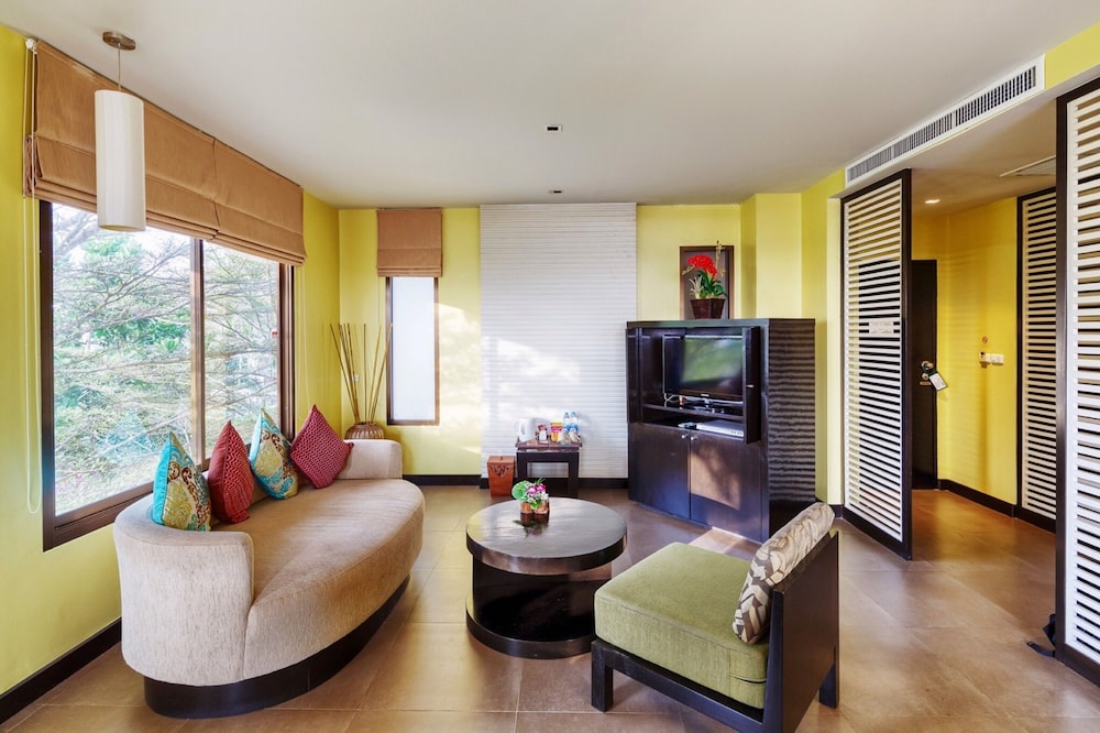 Apsara Beachfront Resort and Villa 90/126