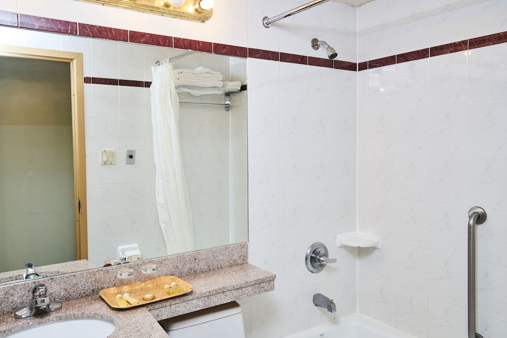 Flushing Hotel 34/60