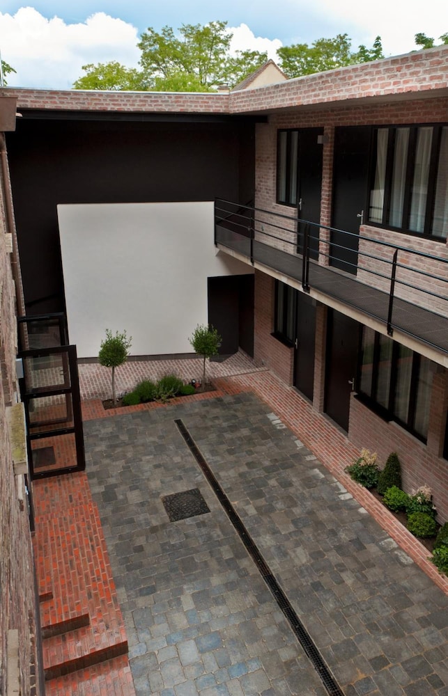 Hotel Les Terres Blanches 28/31