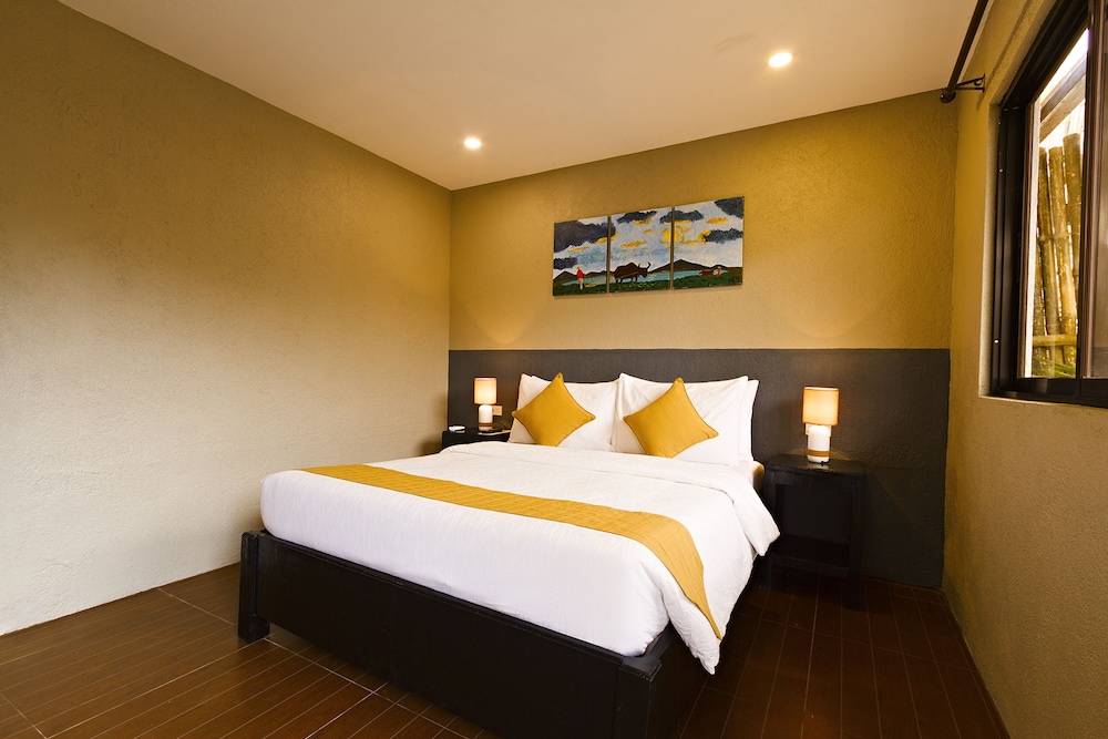 Vela Terraces Hotel 7/26