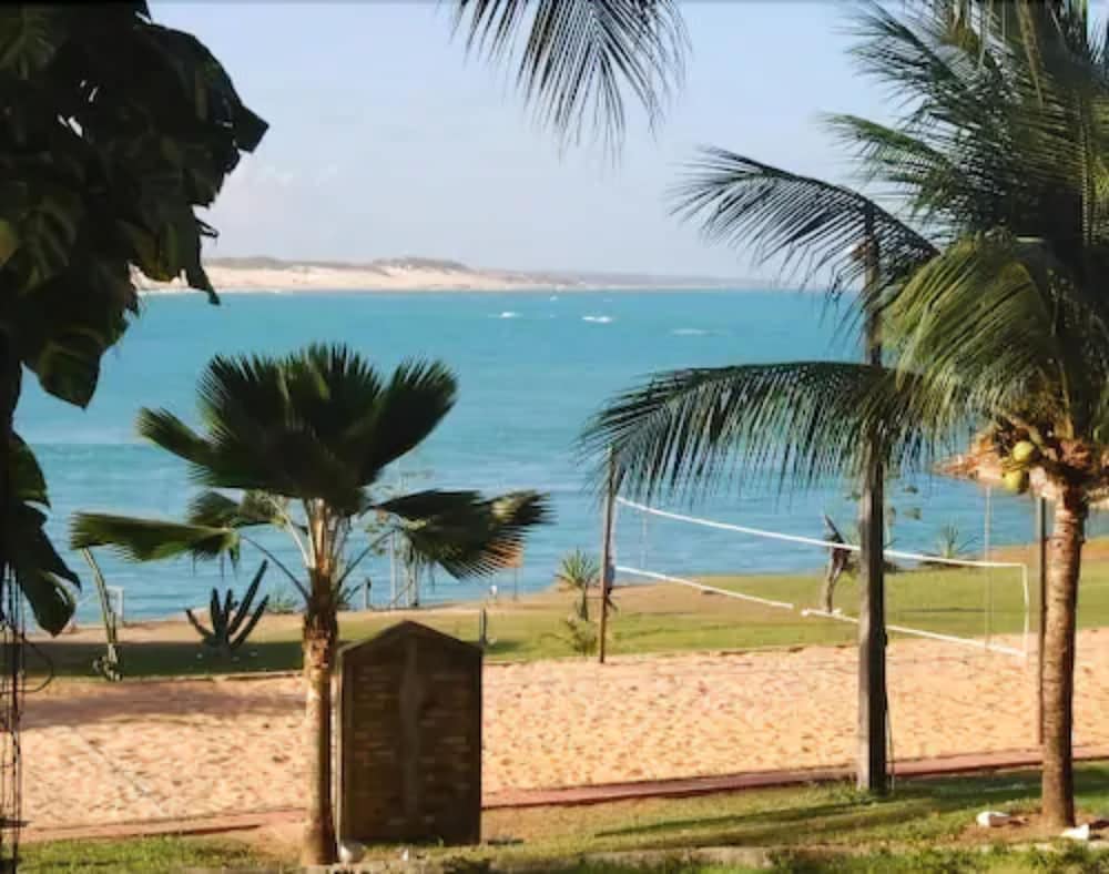Hotel Marinas Resort 44/50