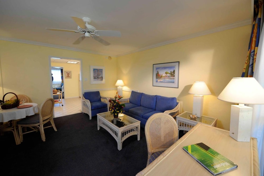 Bay View Suites Paradise Island 36/54