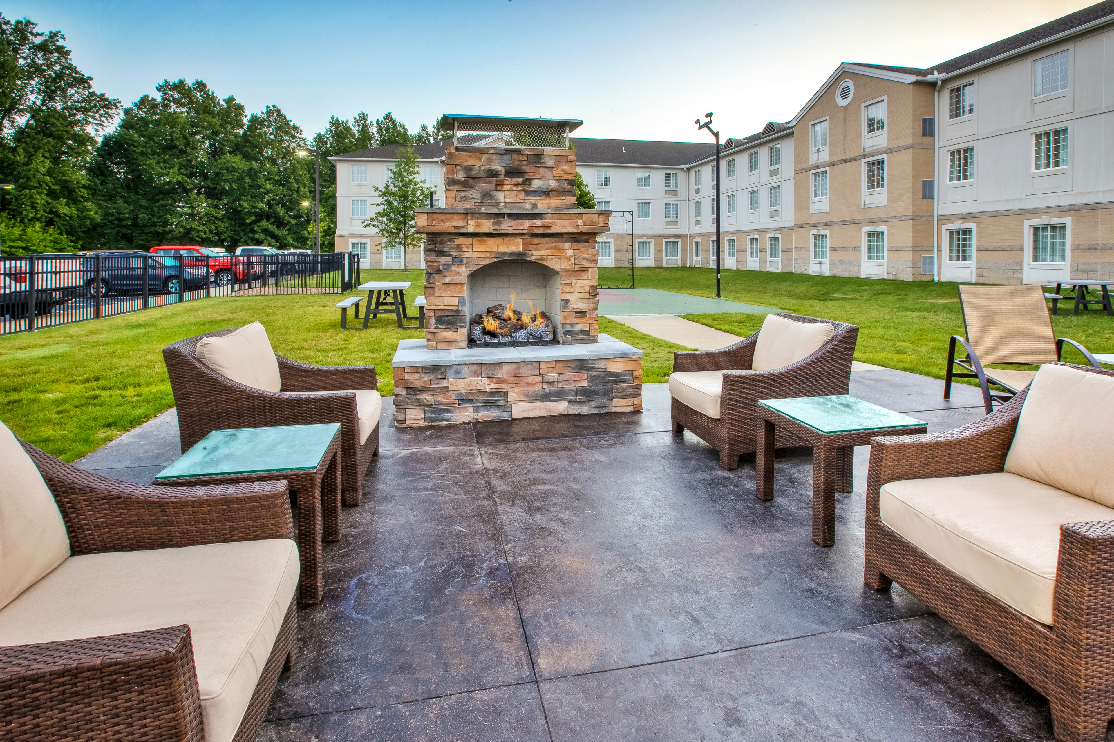 Staybridge Suites Cleveland Mayfield Heights Beachwood 38/68