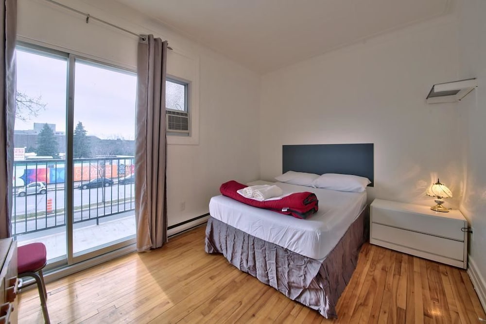 Hotel Mini 17/65