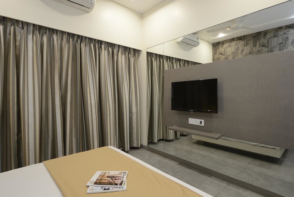 Hotel Rajmahal 16/20