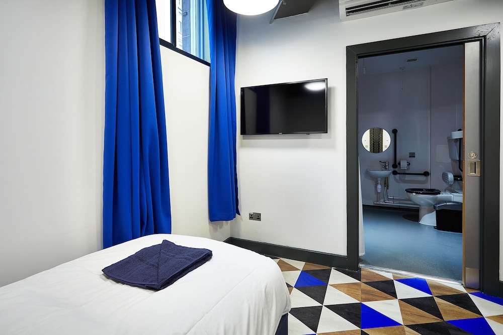 St Christopher S Inn Hostels 21/70