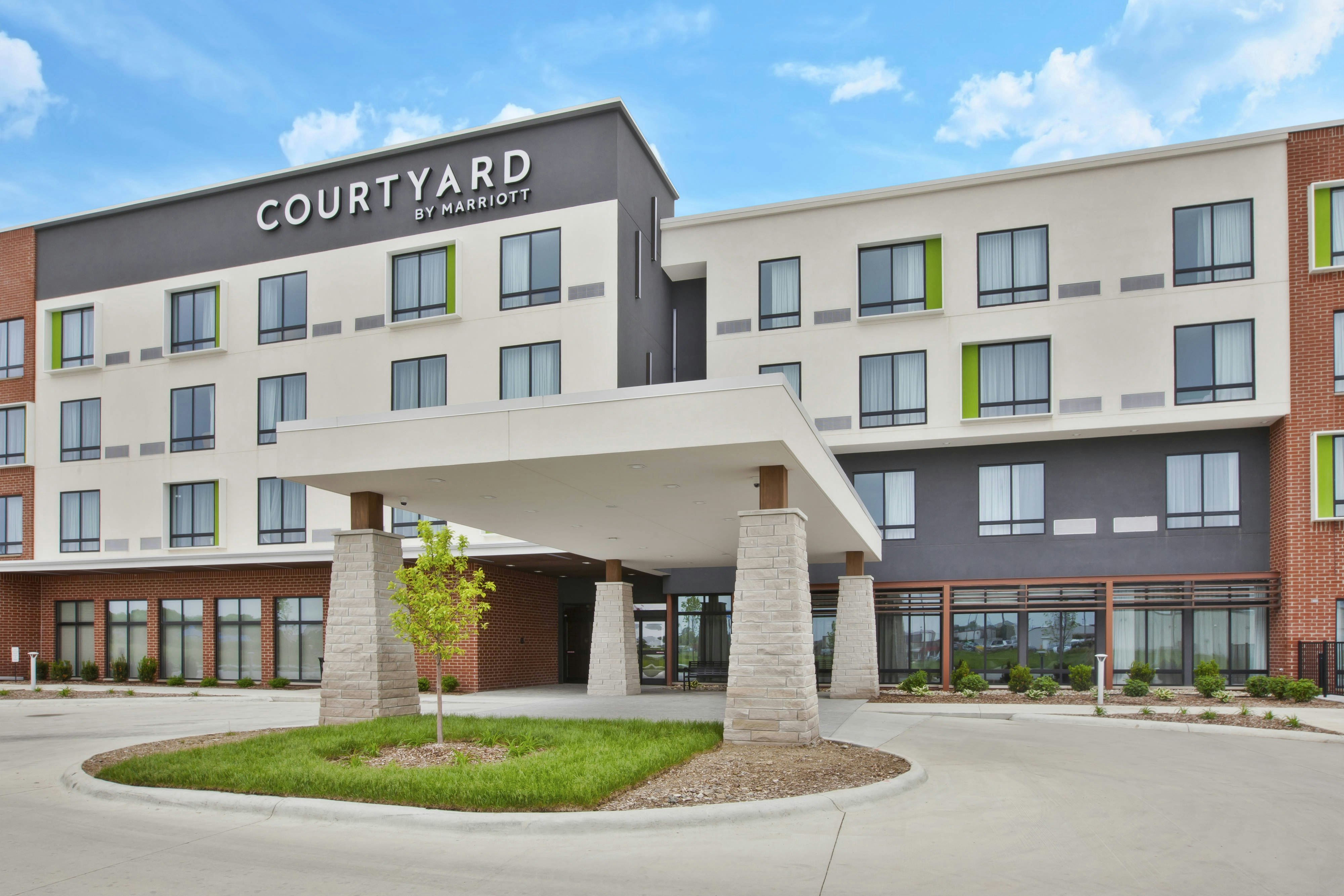 Courtyard By Marriott St. Joseph-Benton Harbor 1/20
