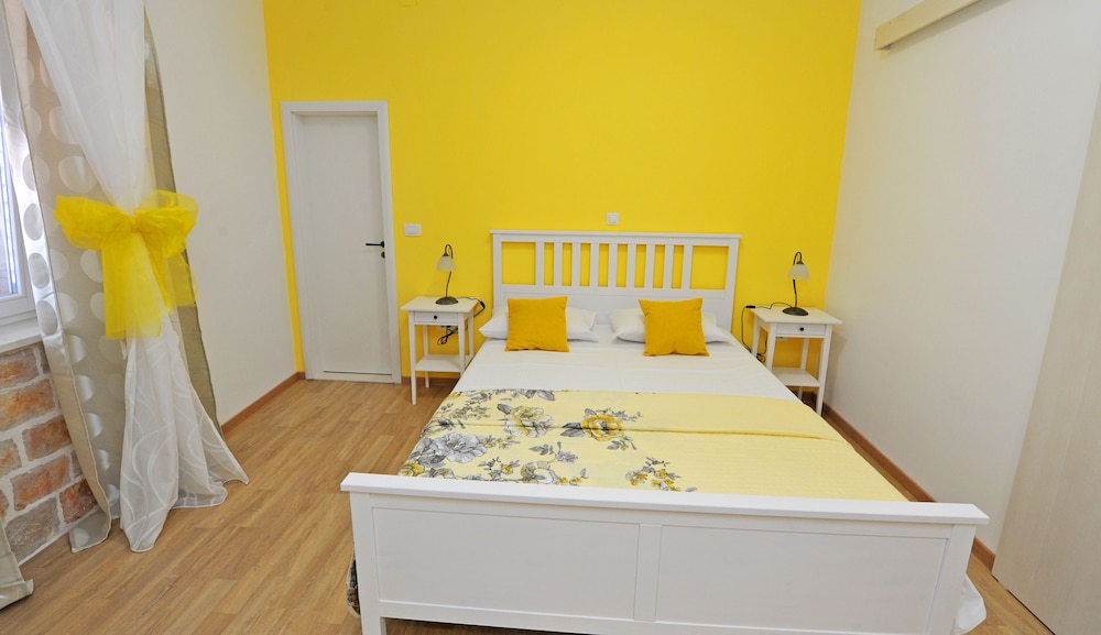 Nirvana Luxury Rooms 56/82