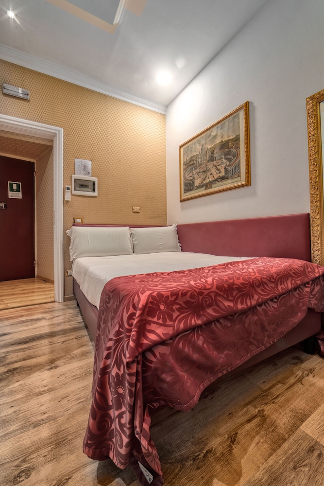 BQ House Trevi Luxury Rooms 14/50