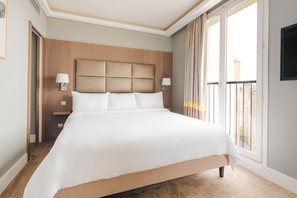 L Edmond Hotel Parc Monceau 24/67