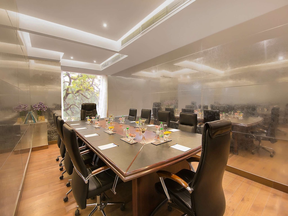 HRJ Sarovar Portico Indore 32/35