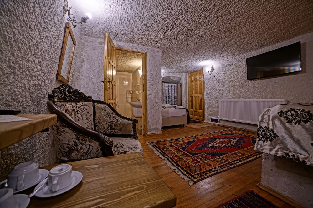 Melek Cave Hotel 25/50
