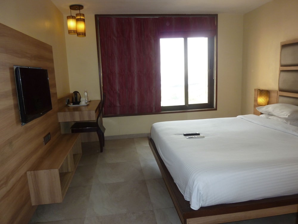 HOTEL NEW BENGAL 11/36