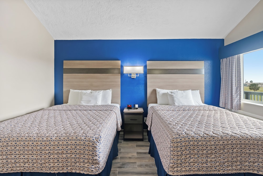 Blue Wave Inn 13/50