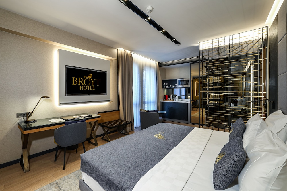 Broyt Hotel 19/50