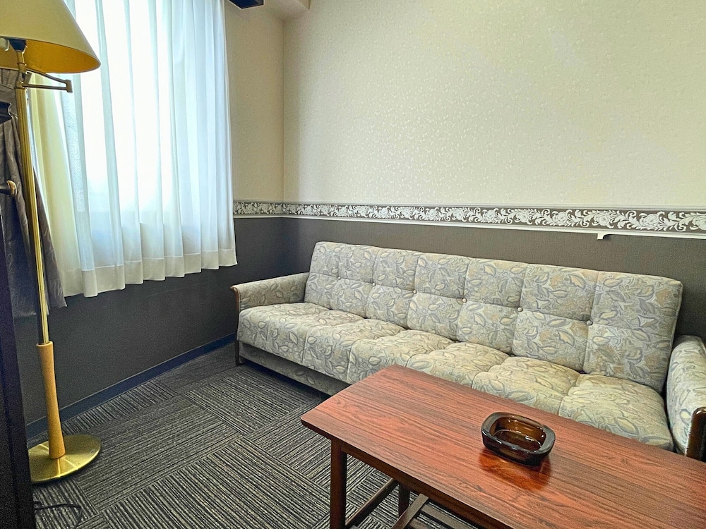 SEASIDE HOTEL KAMOME 40/67