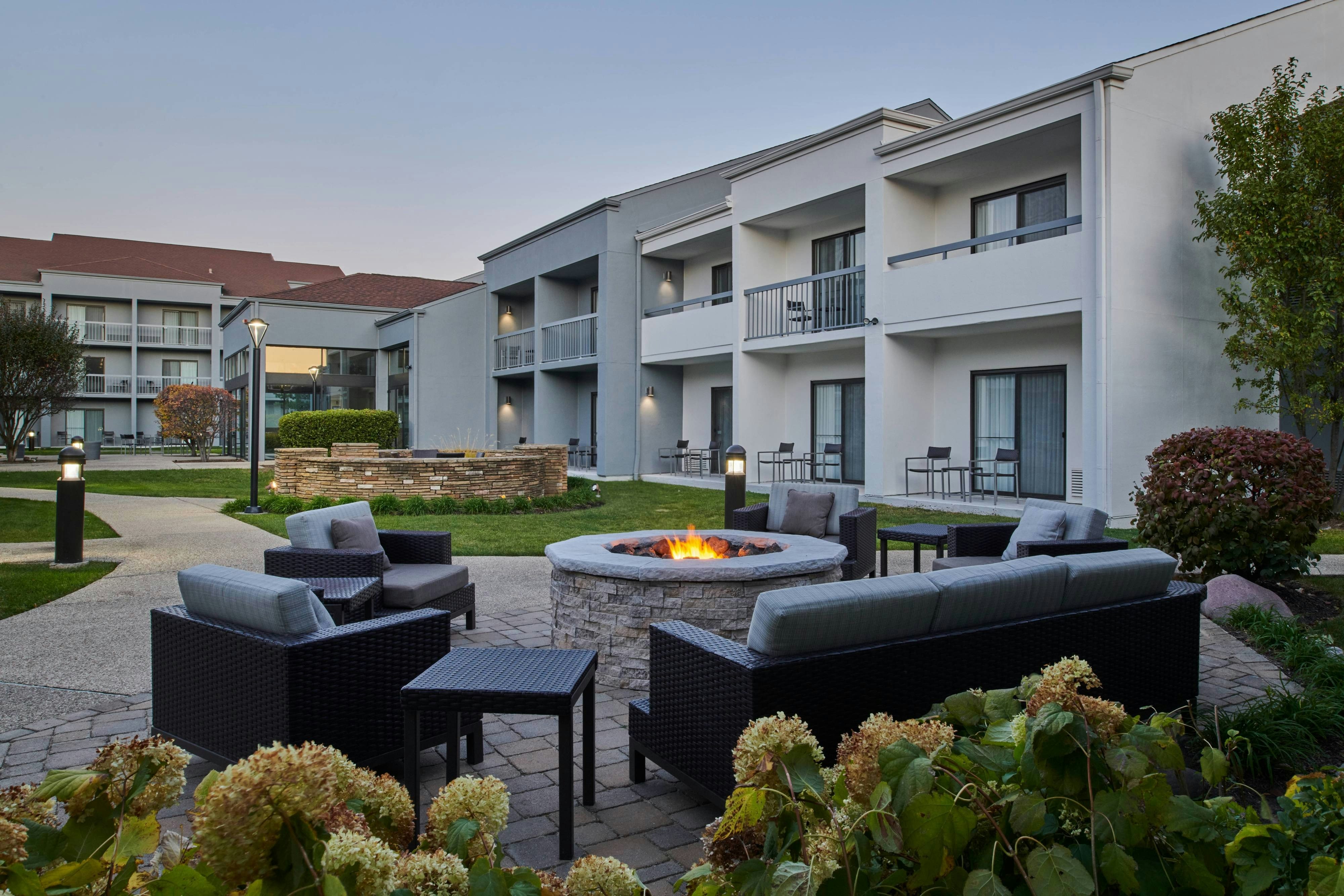 Courtyard Chicago Oakbrook Terrace in Villa Park - IL