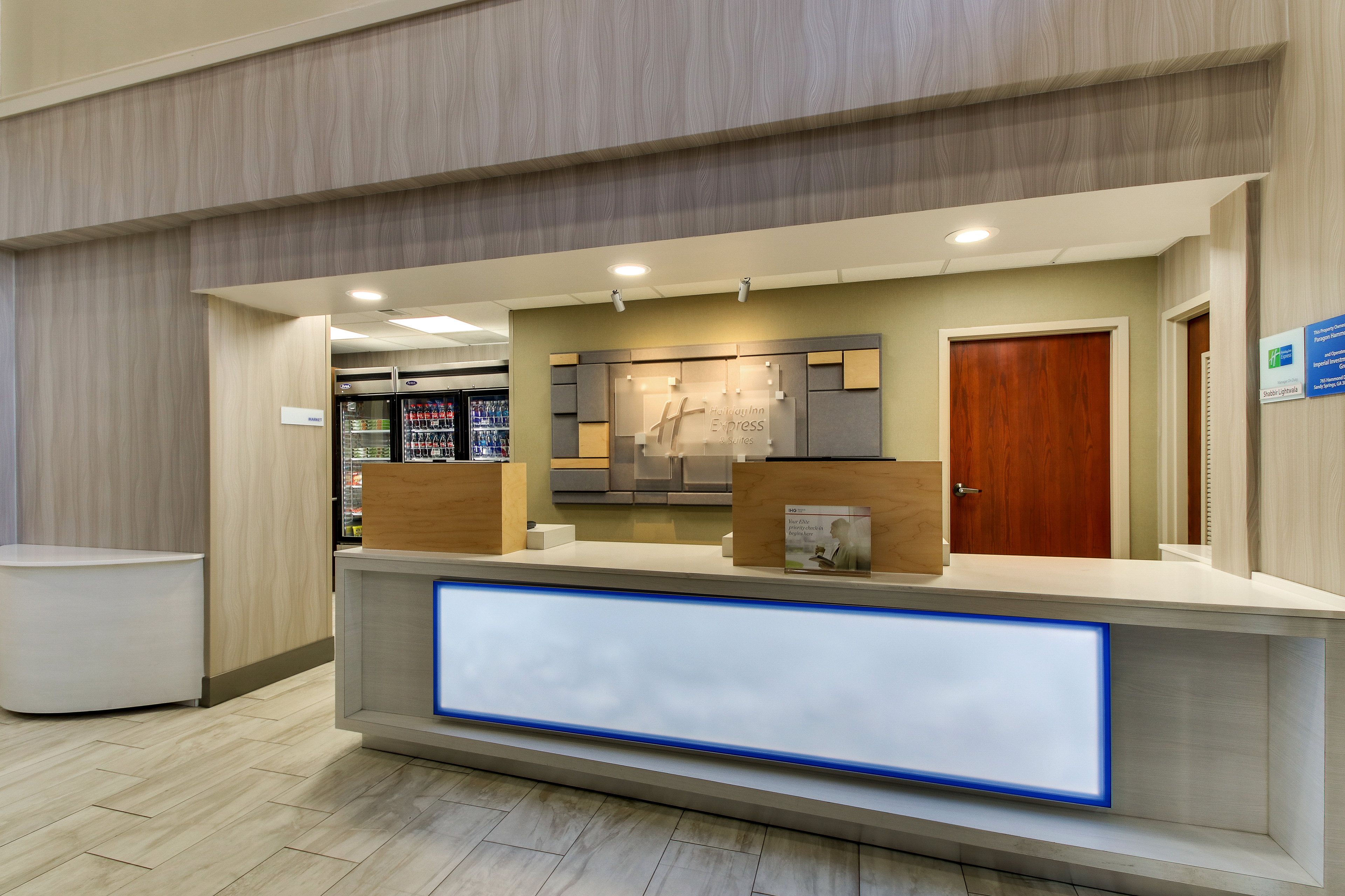 Holiday Inn Express & Suites Atlanta N-Perimeter Mall Area, an IHG Hotel 6/26