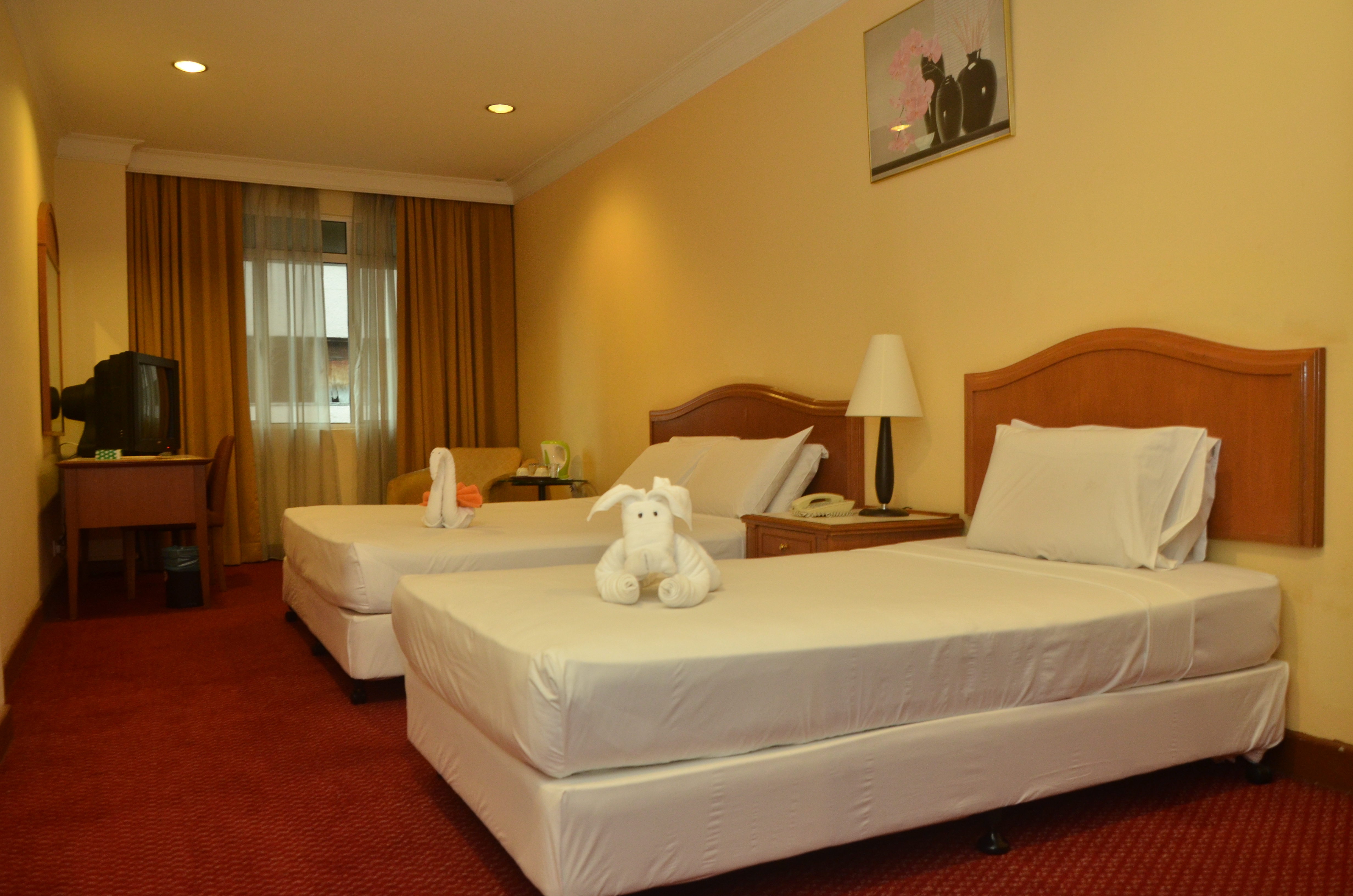 DELUXE TRIPLE ROOM