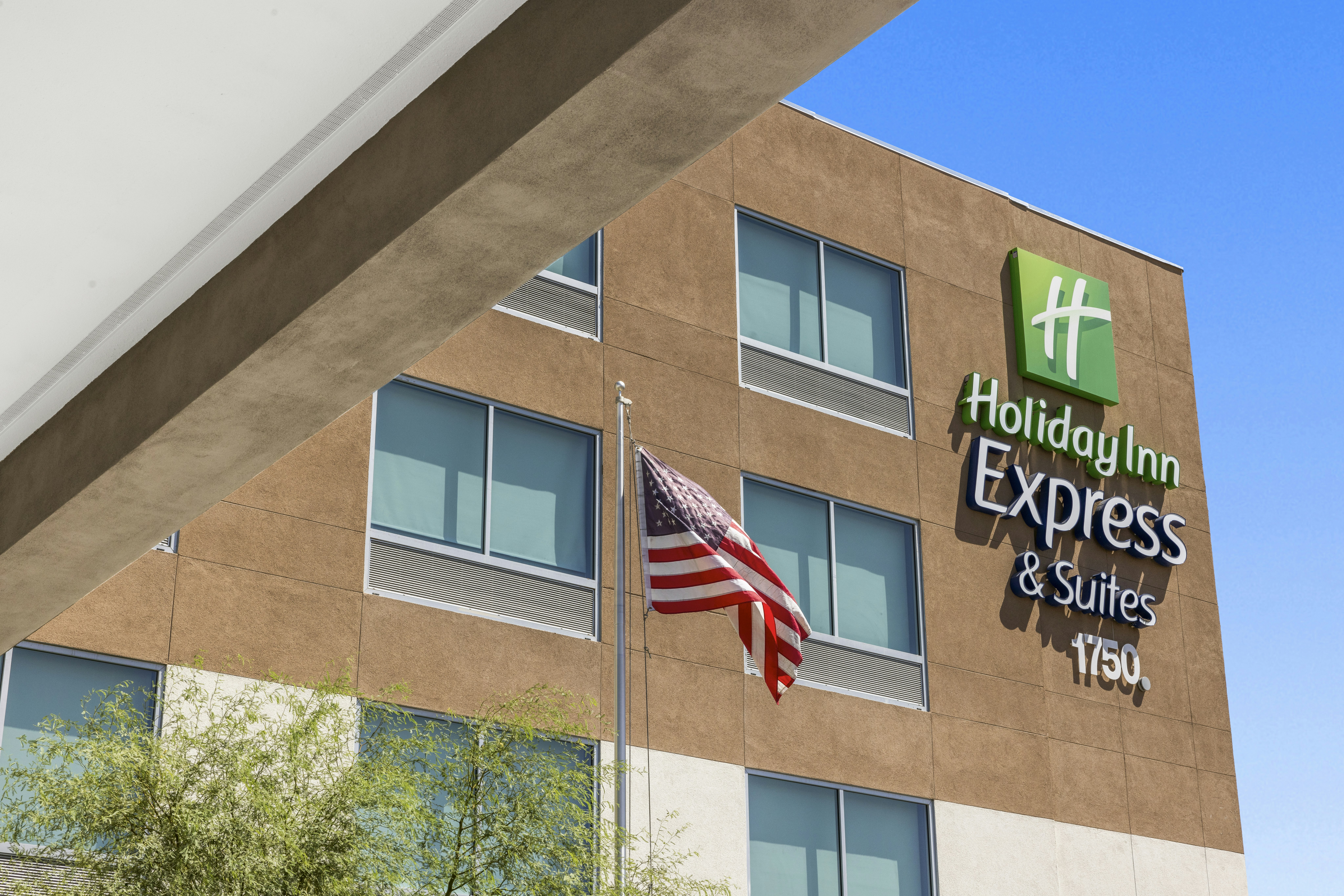 Holiday Inn Express & Suites - Phoenix West - Tolleson an IHG Hotel 1/50