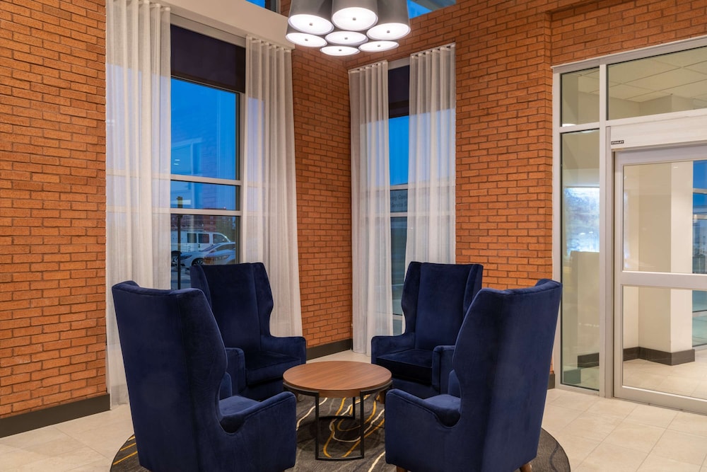 Hyatt Place Fort Worth-Alliance Town Center 32/47