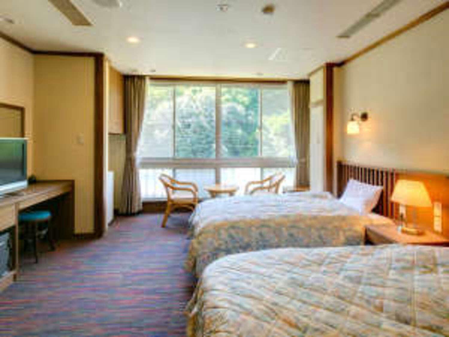 Western, Twin Beds