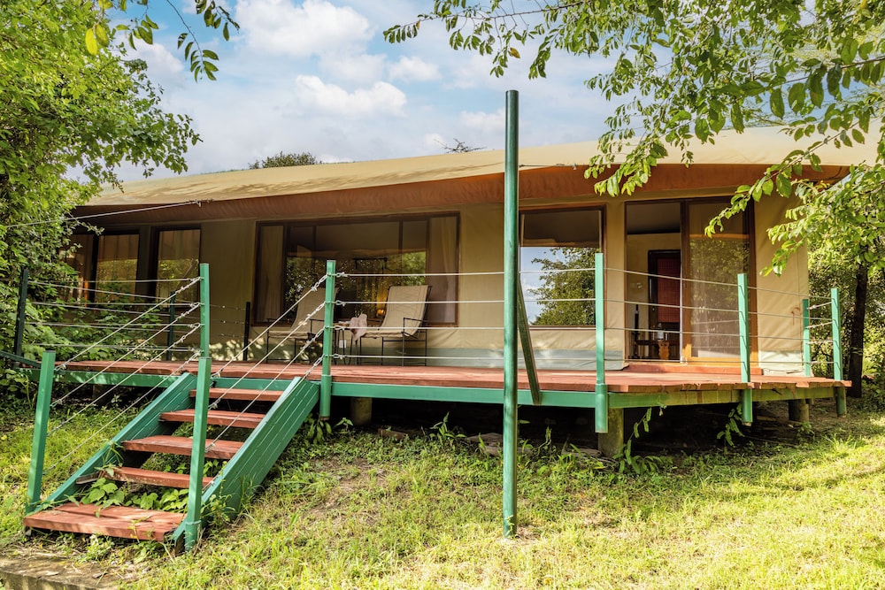 PrideInn Mara Camp 28/50