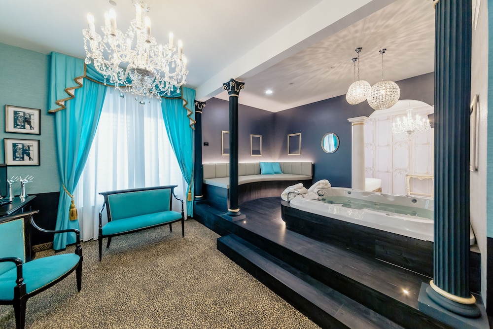 Diamante Mhotel 2/76
