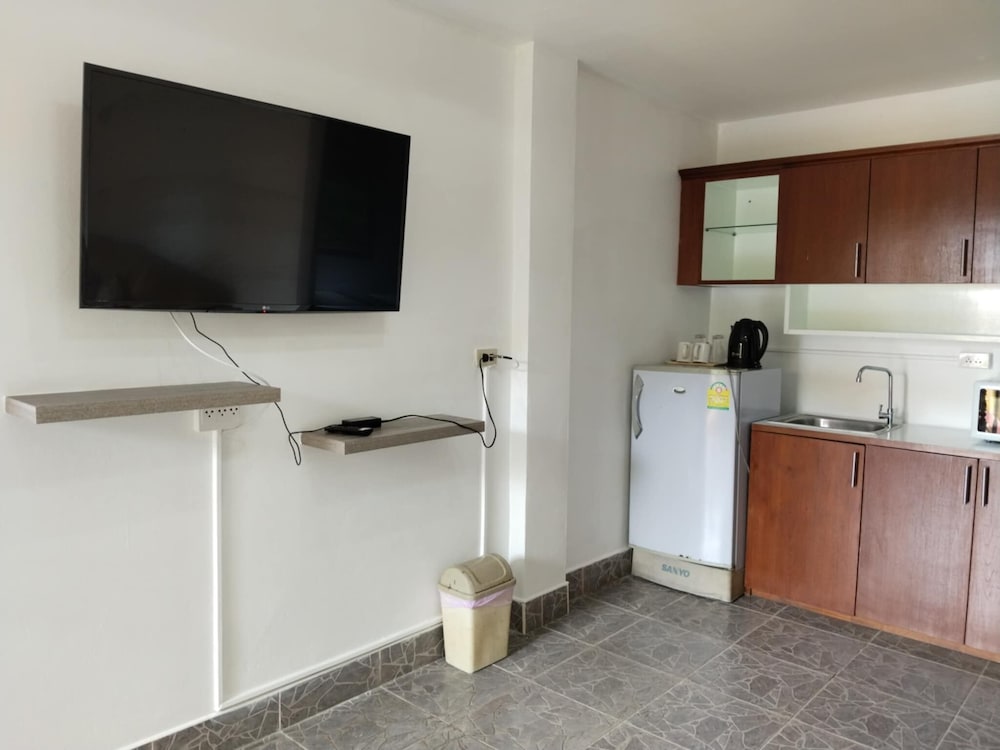 Phratamnak Inn - Hostel 10/77
