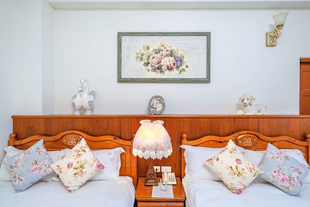 Evergreen Garden Home 24/50