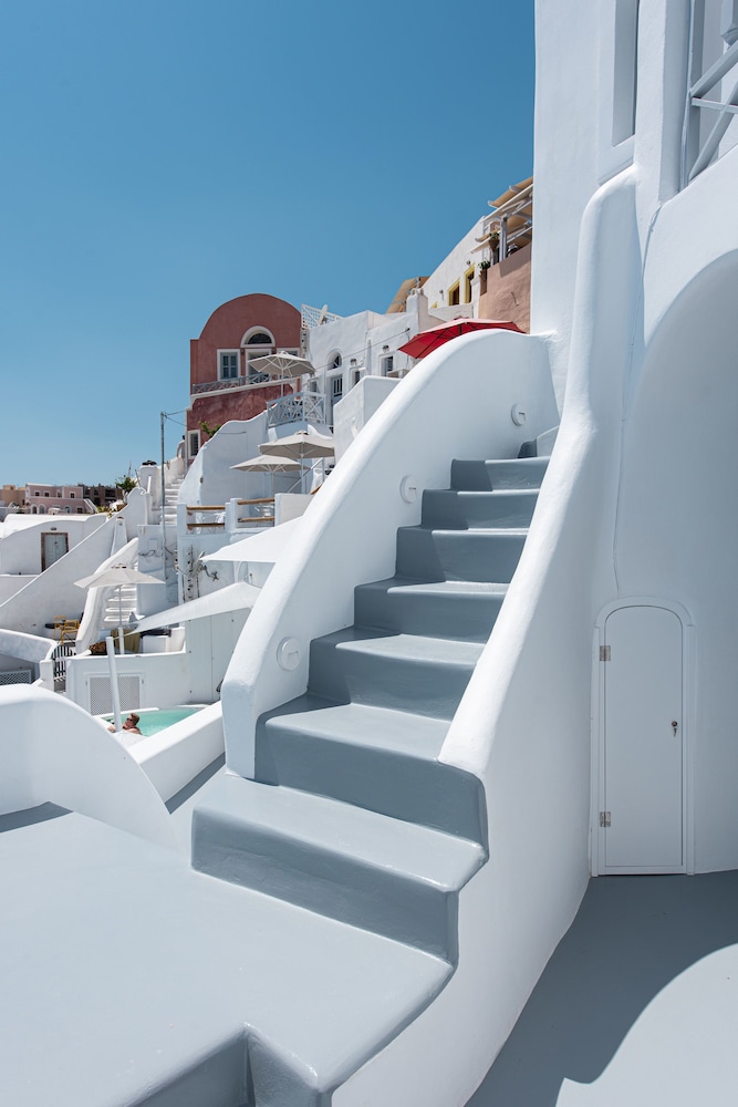 Oia Spirit Boutique Residences 2/50