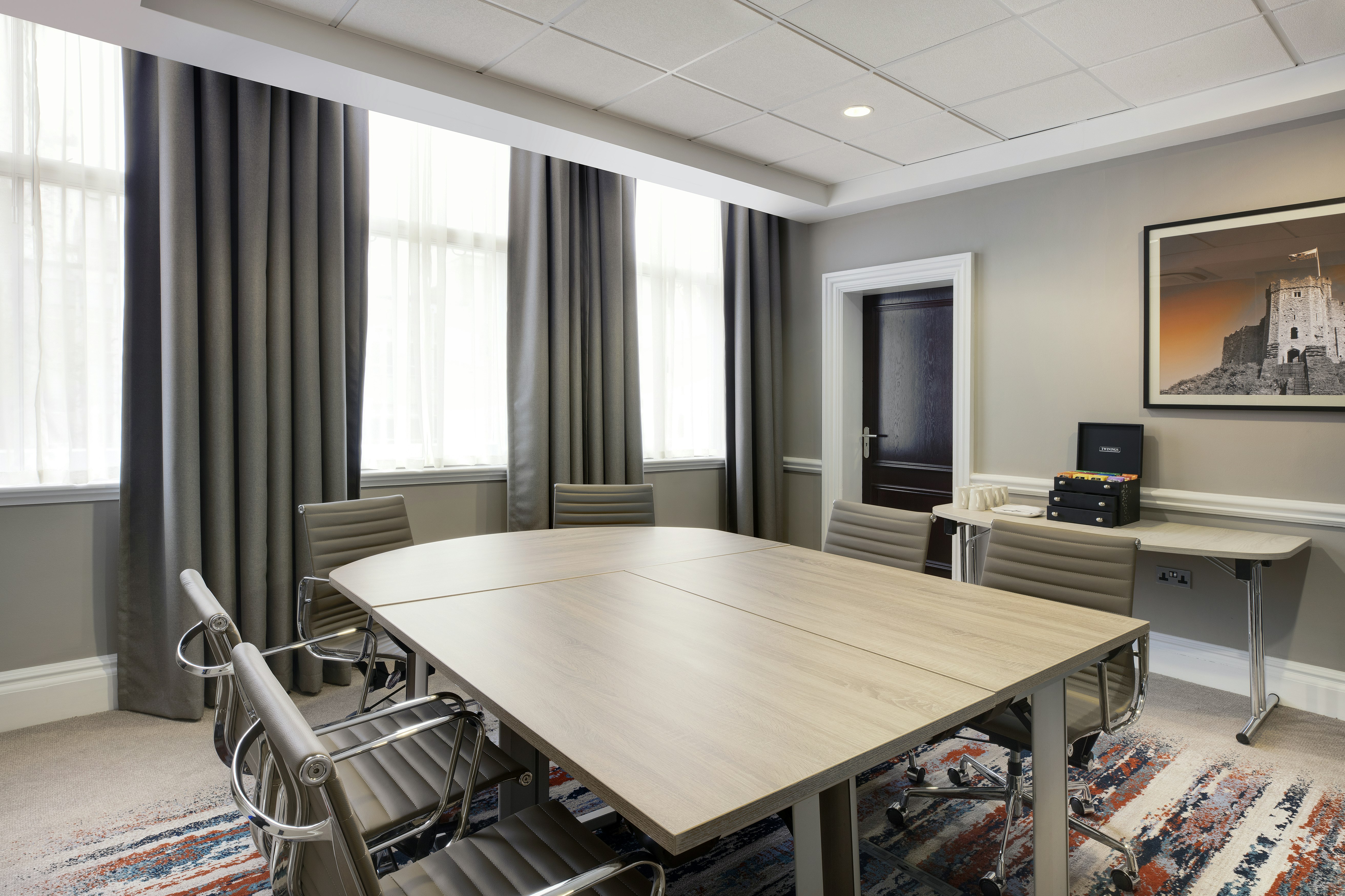 Leonardo Hotel Cardiff 46/81