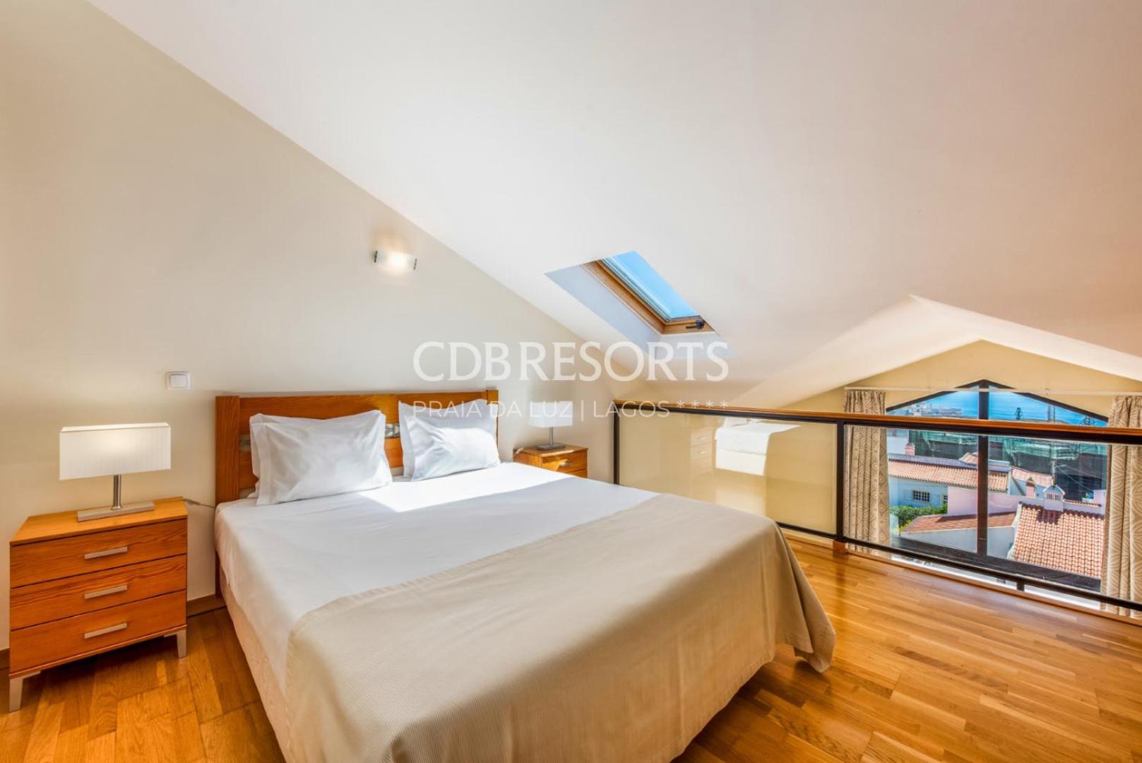 1 BEDROOM, DUPLEX, SUPERIOR, APARTMENT