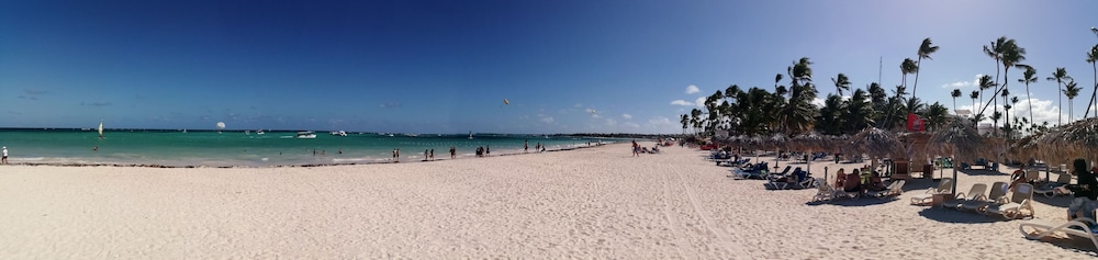 Los Corales Beach Village 61/73