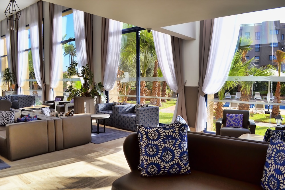 WAZO HOTEL 46/63