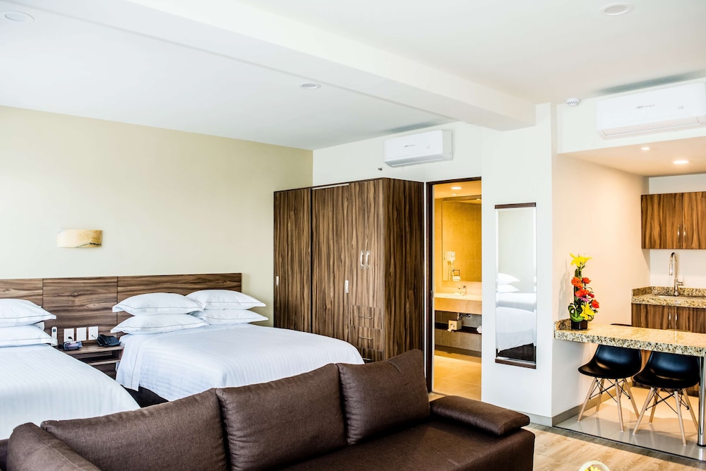 junior suite, 2 double beds, kitchenette