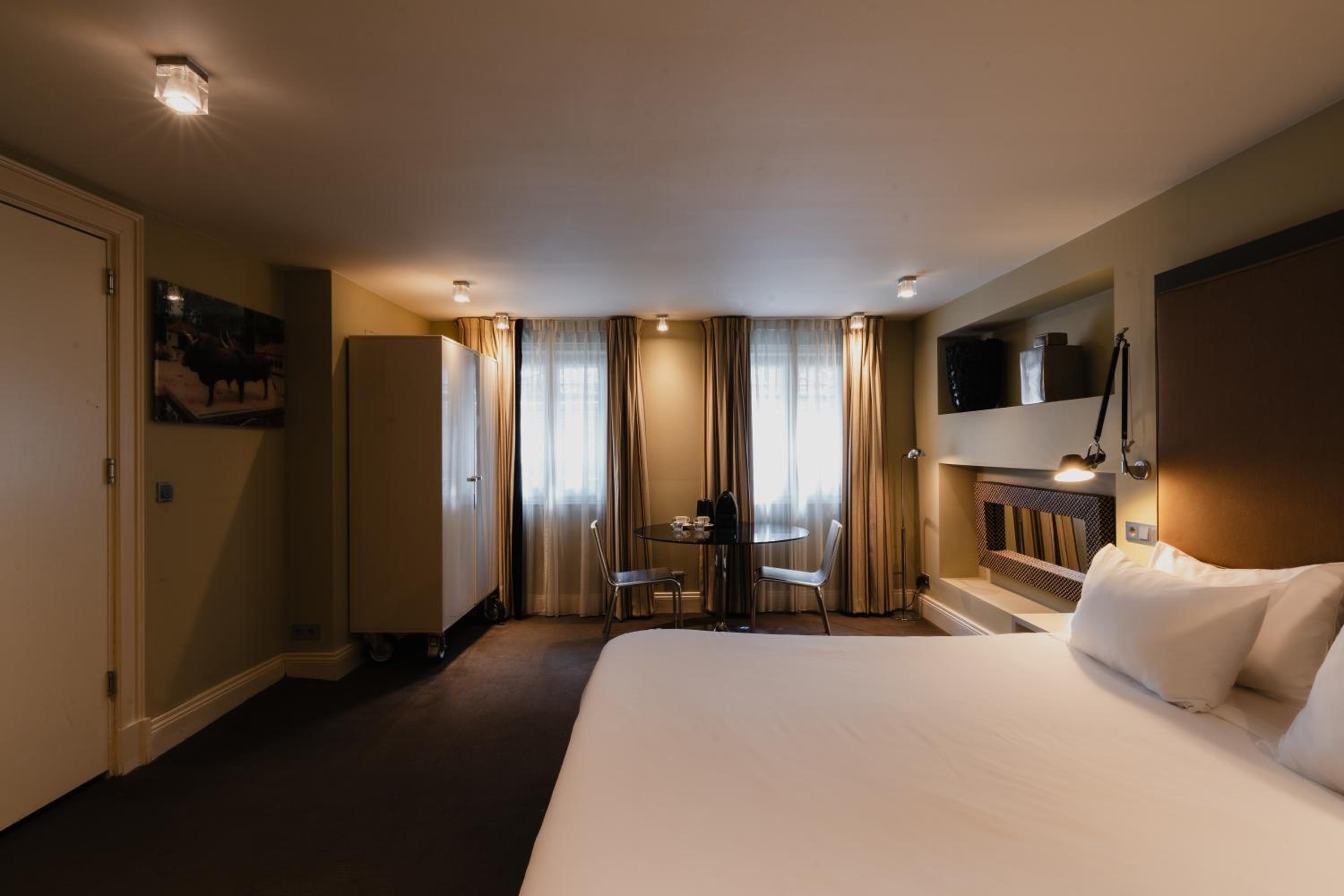 Semi Basement, Executive, Double or Twin Bed